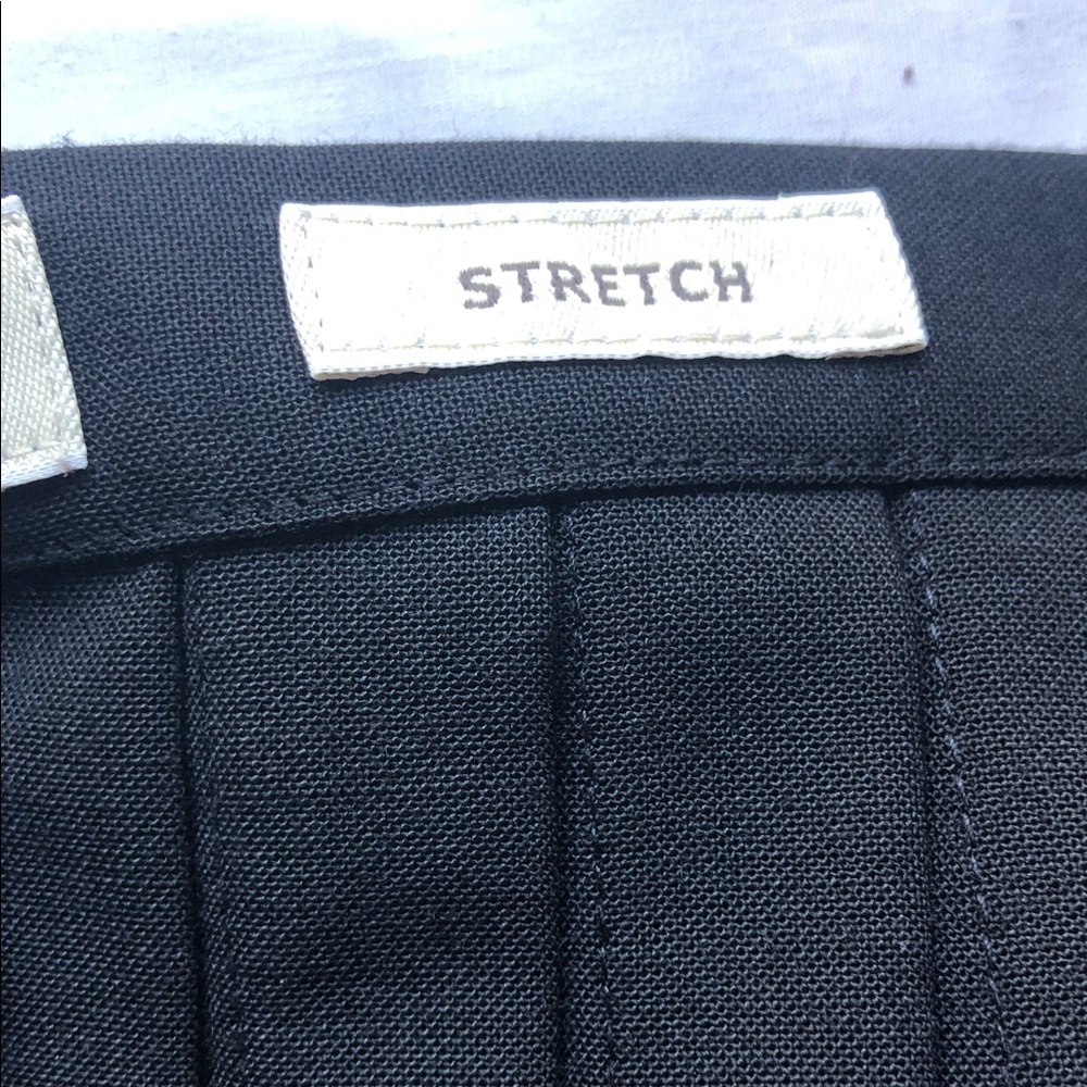 Eddie Bauer Black Pleated Skirt - Picture 3 of 3